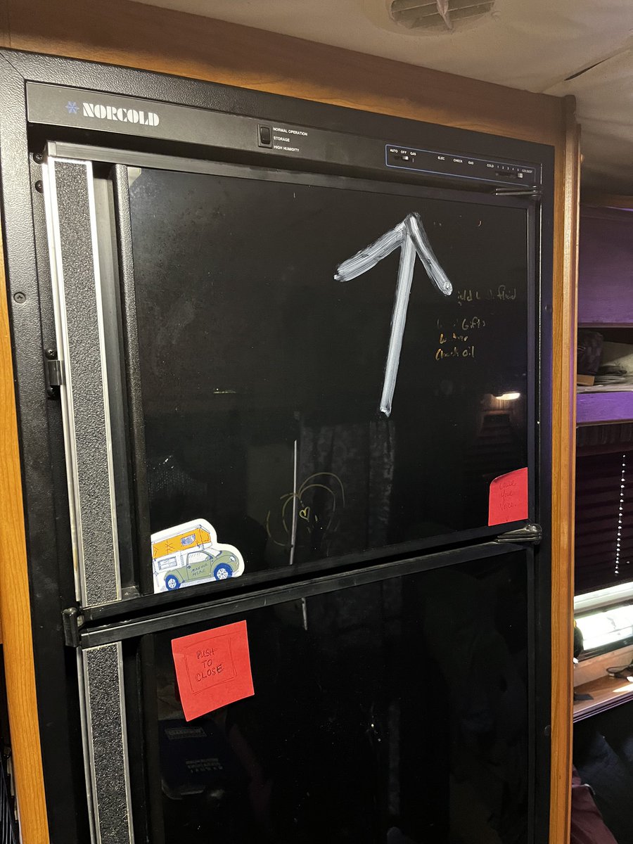 Independent_DIY's tweet photo. Our #Norcold #RV refrigerator froze its last meatball today. They said these things aren’t made for full time living. Question is now, what do we replace it with? #RVLife #RVFullTime #RVNightmare #RVProblems #Nomads #Breakdown #Boondocking https://t.co/oacq9VISZl
