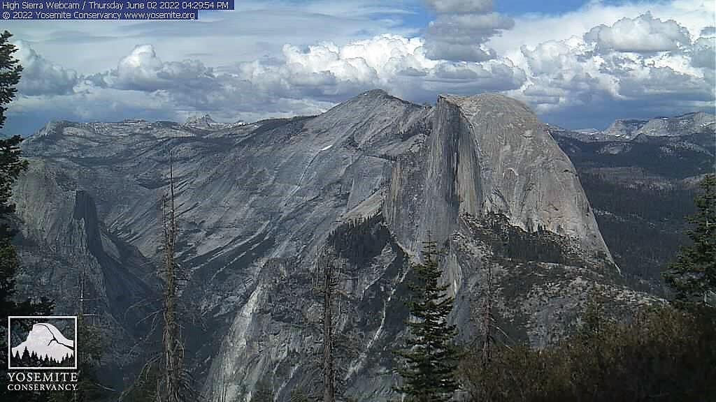 markgrossi's tweet photo. Wow. The cloud show is a show stopper today in #Yosemite National Park. 
https://t.co/LzHRDwJrJd https://t.co/UOtHppOyQP
