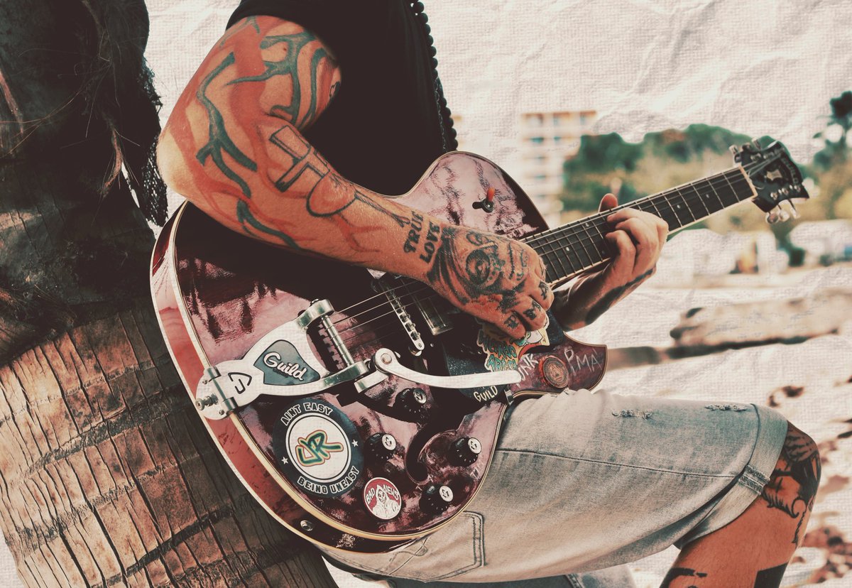 brittany__pipe's tweet photo. 🎸🎶 @iamsimonpipe 📷 by me ✌🏼 https://t.co/Y6nqokrpZ8