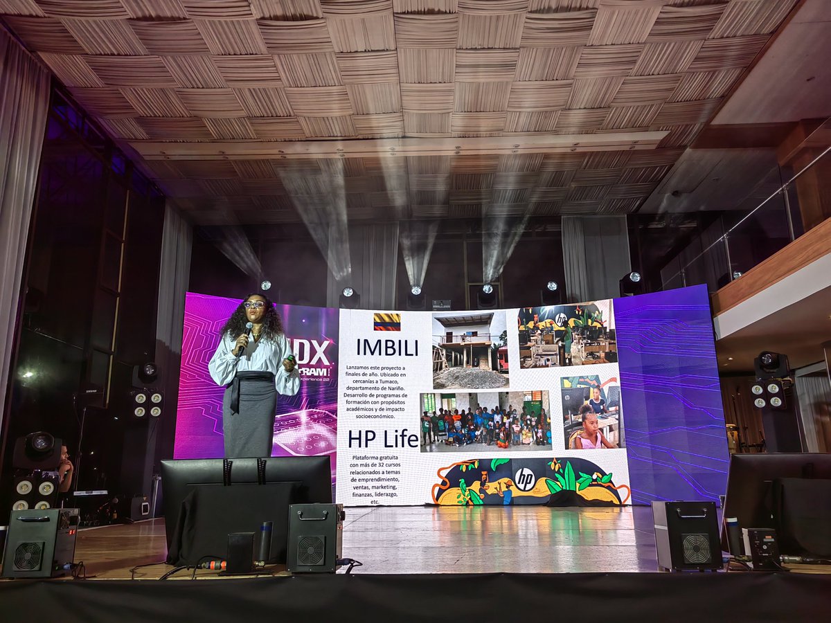 zonabien's tweet photo. #sostenibilidad #Mujeres @HP dan a conocer la plataforma educación #HPLife #Idxcolombia #zonabien https://t.co/4KLkDRVq3X