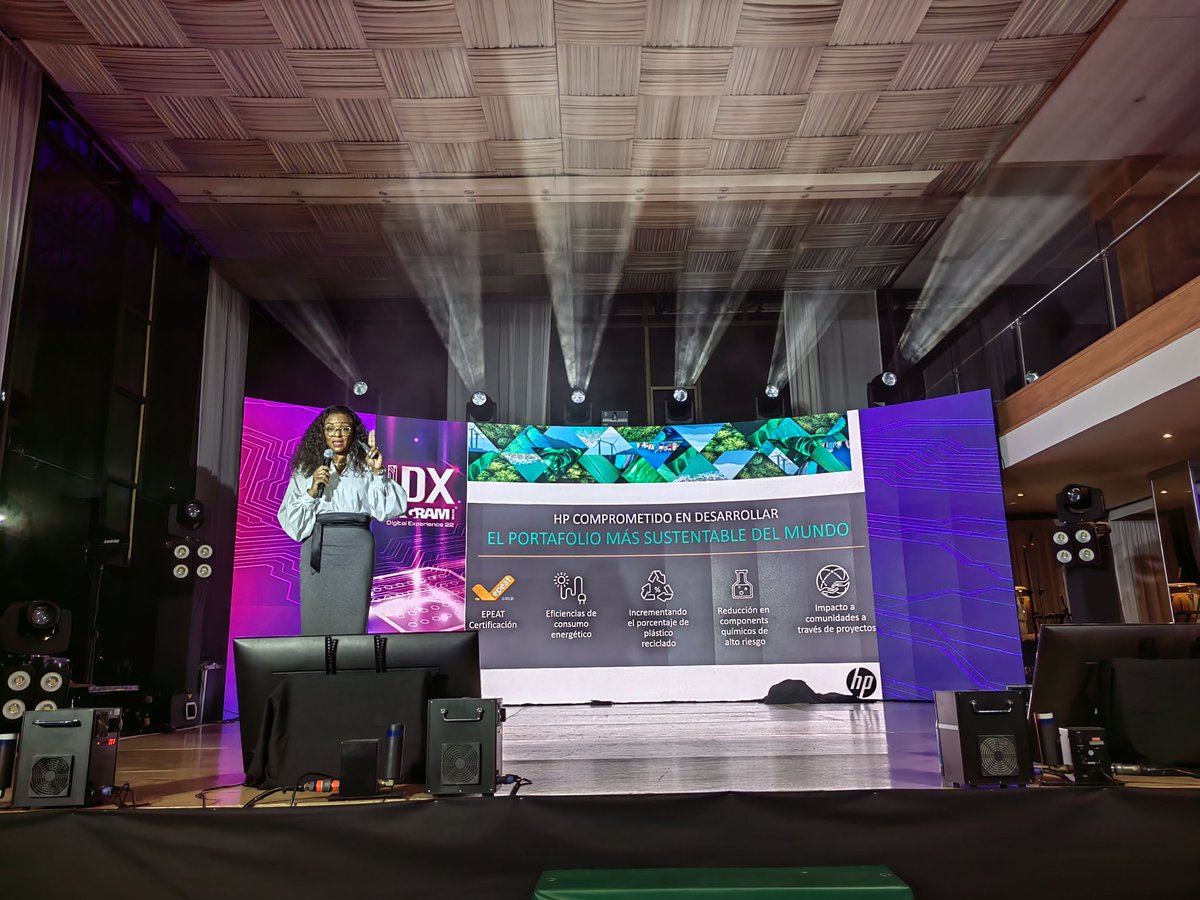 zonabien's tweet photo. #sostenibilidad #Mujeres @HP dan a conocer la plataforma educación #HPLife #Idxcolombia #zonabien https://t.co/4KLkDRVq3X