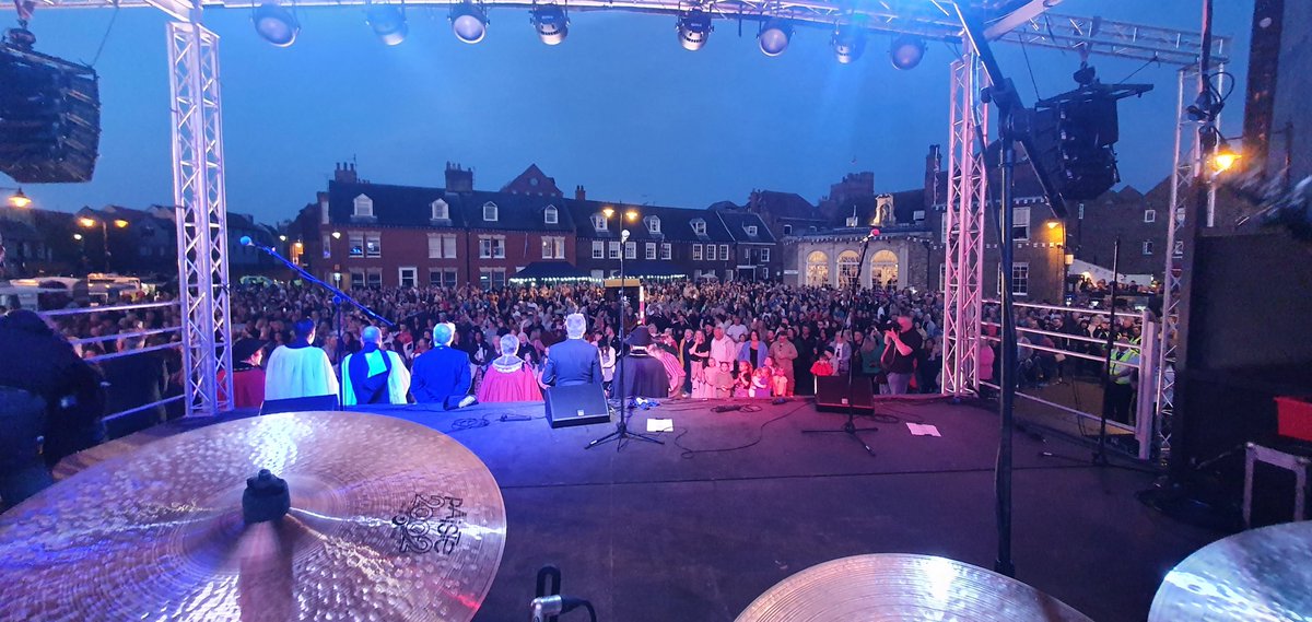 Great Jubilee gig tonight in Kings Lynn. Wasn't even too cold #thermals