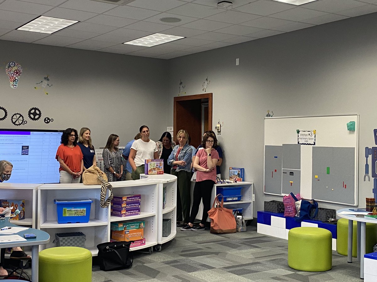 DianeProvvido's tweet photo. I am in awe of our School #6 Badges Team! Guiding principles, faculty collaboration, and unparalleled  dedication to students, #ThisIsOSD⚓️ @jmcgahan31 @deemartellucci @gwyn_solomon @Kteachinmom @rtarrash @kerri_schramm @kpickett6K @tdematteo0410 https://t.co/lxkSdxwazL