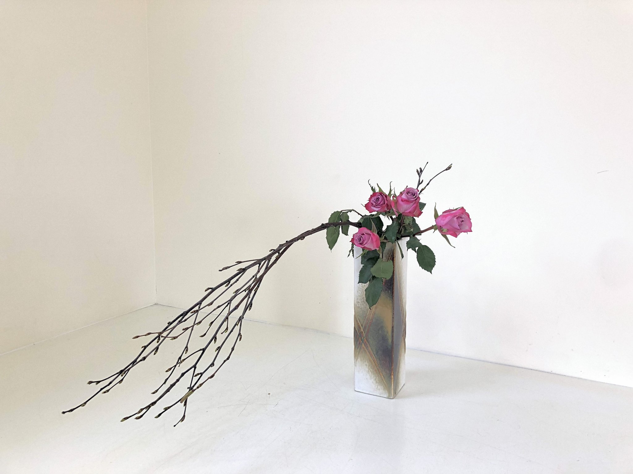 the ikebana shop on Twitter "Variation No. 4 Hanging Style Nageire by