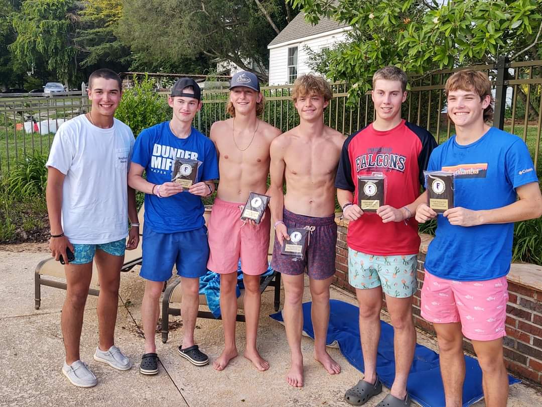 CoachJackMoss's tweet photo. Congrats to these you men! I'm proud of all there accomplishments at FHS.
Team Awards
@LBeane88 MVP
@dawsongraham Defensive POY
@CannonDoub Offensive POY
@spencerhodges11 Pitcher OY
@masonstjohn10 Coaches Award
@chase27smith
Not pictured @WillSummers00 (out of town) https://t.co/3JERrVfNMy
