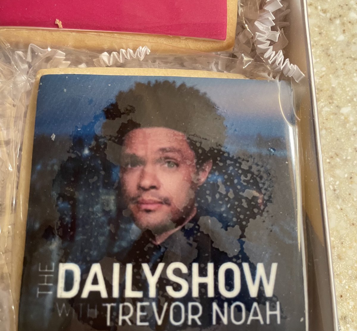 GraceRandolph's tweet photo. #TheDailyShow is now on #ParamountPlus …
allow me to introduce Cookie+ !
Who says showbiz is crumb-y?
Thanks #MTVE! https://t.co/AJRKETjqHa