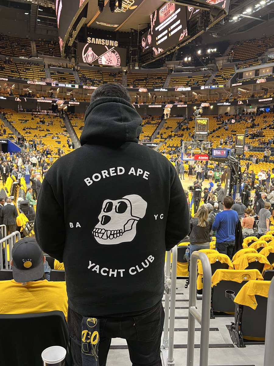 oohboyJ.eth (@oohboyj) on Twitter photo Let’s goooo <a href="/warriors/">Golden State Warriors</a>! Had to pull up to <a href="/ChaseCenter/">Chase Center</a> to catch my <a href="/BoredApeYC/">Bored Ape Yacht Club 🍌</a> brother <a href="/StephenCurry30/">Stephen Curry</a>! Let’s goooo <a href="/warriors/">Golden State Warriors</a>! Had to pull up to <a href="/ChaseCenter/">Chase Center</a> to catch my <a href="/BoredApeYC/">Bored Ape Yacht Club 🍌</a> brother <a href="/StephenCurry30/">Stephen Curry</a>!