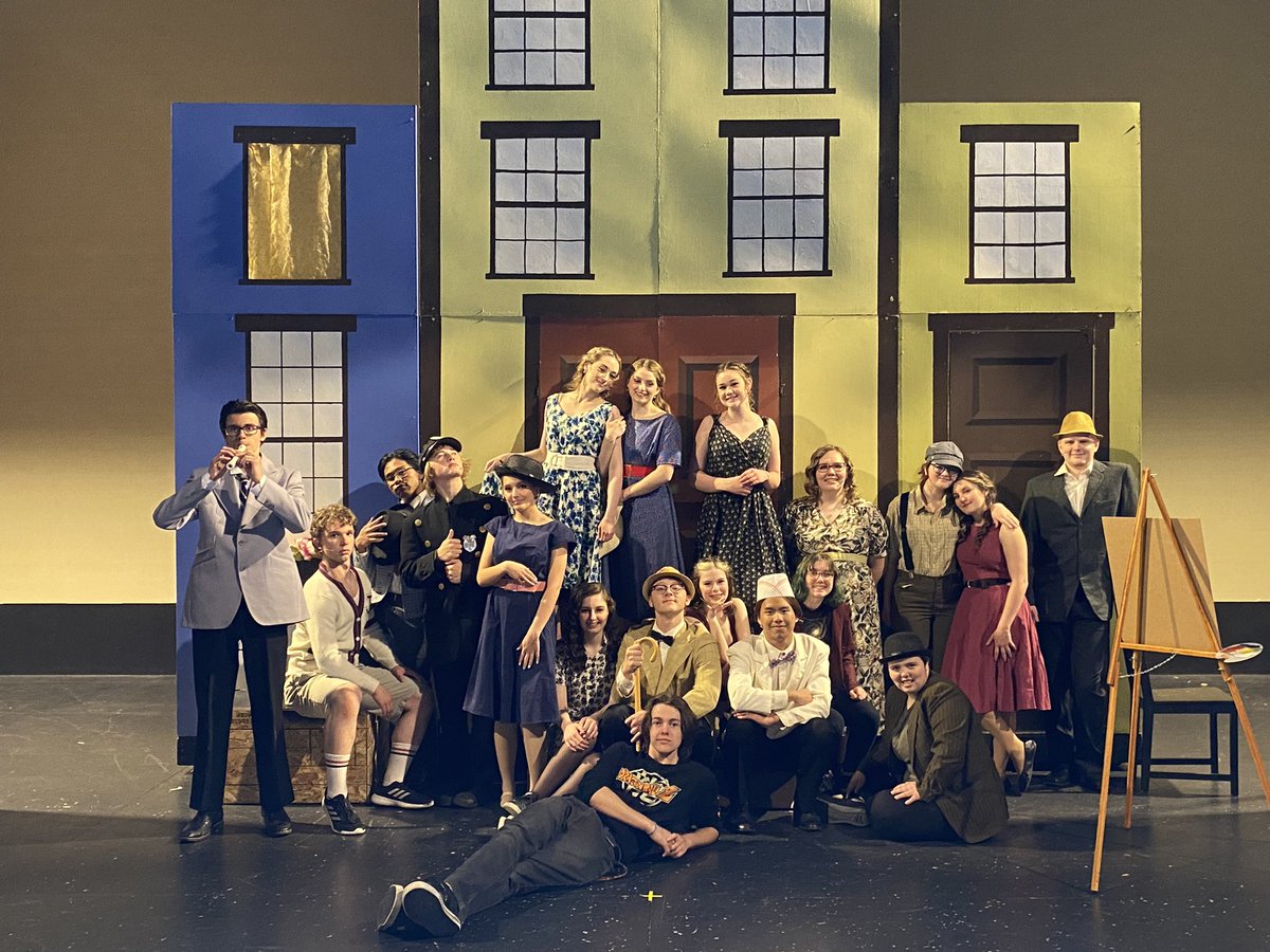 The “Wonderful Town” cast is ready to see you at 7:00pm tonight! #wearecardinals #fortsask #finearts #calledtomore