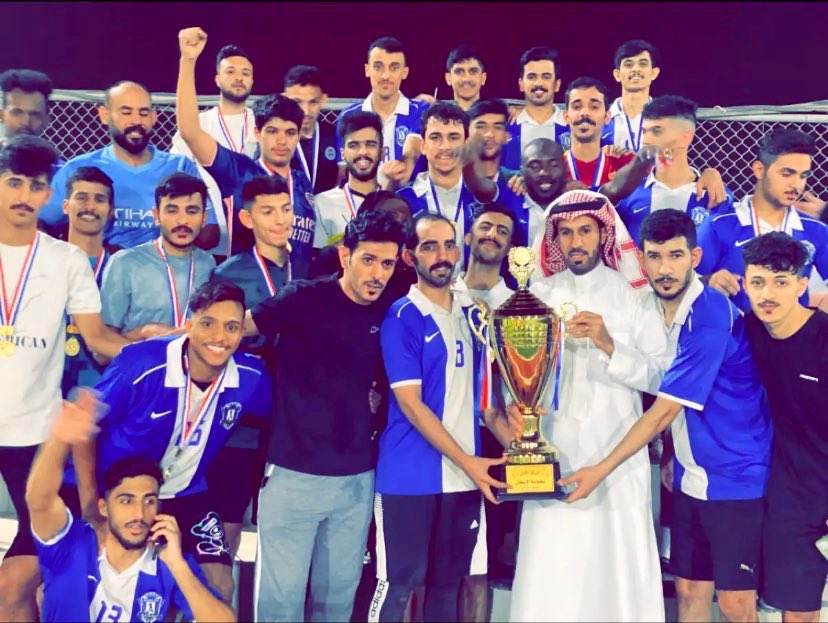 Altayyar_team's tweet photo. حقق مساء البارحة نجوم الأزرق الكبير "الطيار" #بطولة_الأبطال بعد تغلبه على شقيقه فريق الصفيري بنتيجة ٢ / ١ وقد سجل الهدفين للأزرق :
⚽️ مسند قاعد
⚽️ عبدالله فهيد "أبو دانه"
فألف مبروووووووك لكل العشاق والمحبين للأزرق الكبير "الطيار" 💙 https://t.co/ZLV0w4rkeW