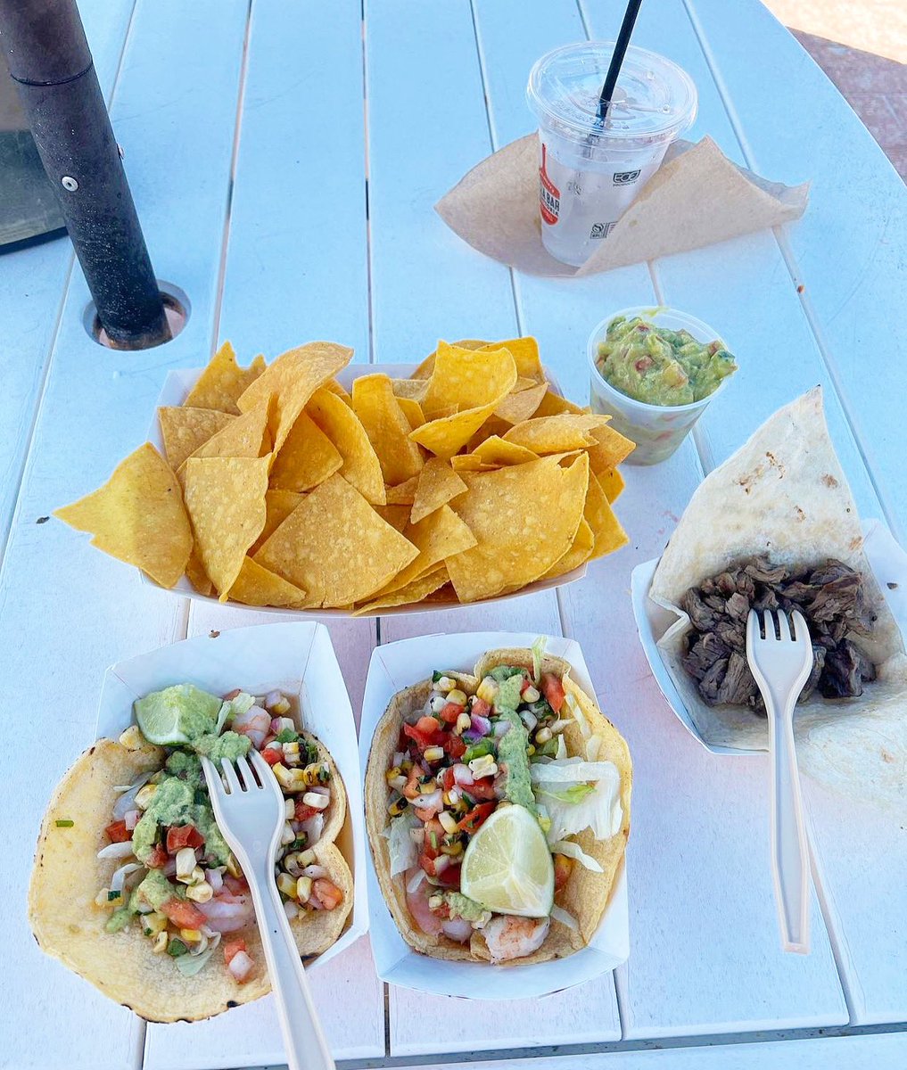 Live each day like it’s Taco Tuesday. ❤️ 📷: @kbt.eats