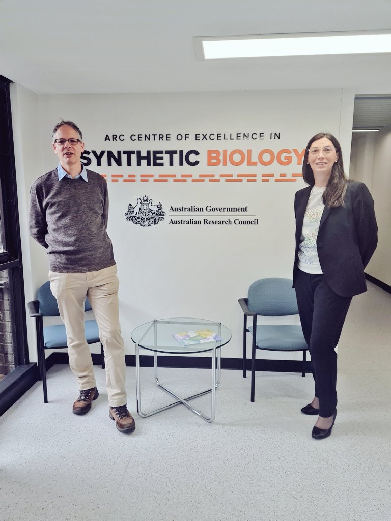 So excited to welcome <a href="/EmilyLeproust/">Emily Leproust</a> the CEO and co-founder of <a href="/TwistBioscience/">Twist Bioscience</a> to our Centre 👏 #SynBio #CoESB #SyntheticBiology #WomeninScience