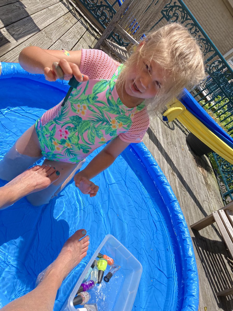 dwntwndwn's tweet photo. Got my toenails painted on the patio pool oasis by my #Granddiva today. https://t.co/3zDABDu6um