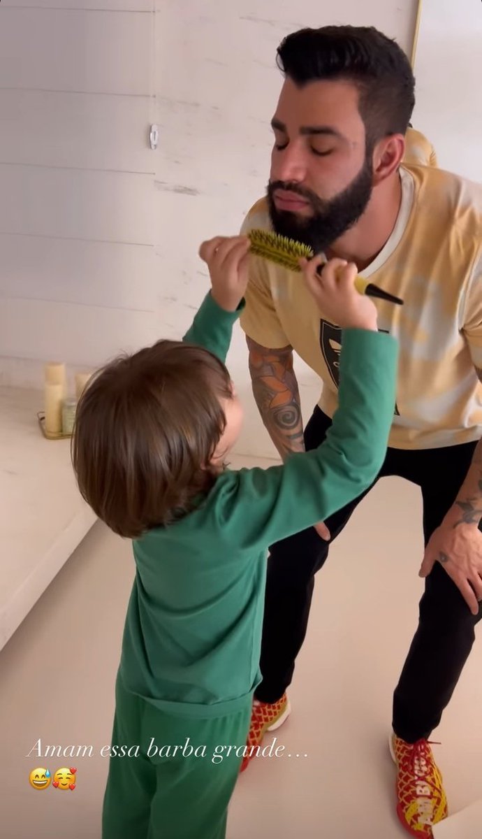 detailssuita's tweet photo. titia ama NÃO PEGA NINGUÉM AINDA https://t.co/ruRirh4PuU