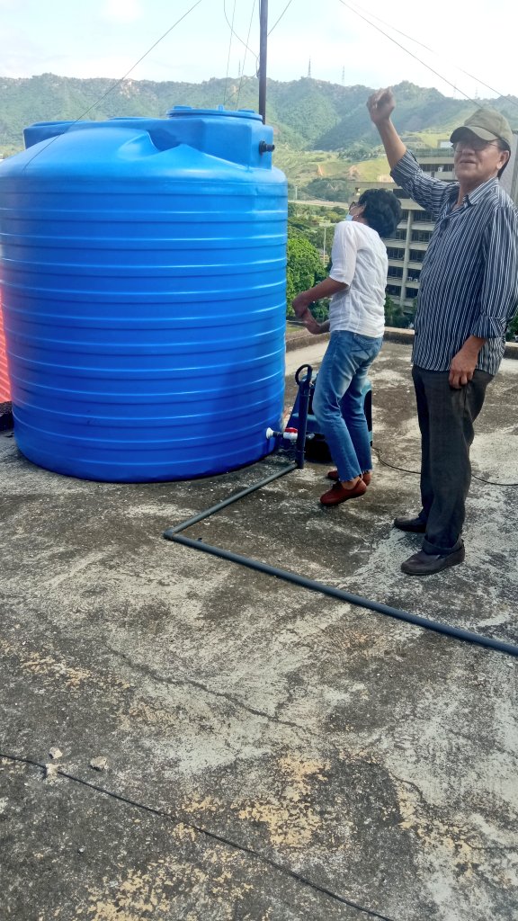 conviteac's tweet photo. #2Jun | 🧓Estuvimos en entidades de atención a adultos mayores ubicados en San Bernardino, Mamera, El Paraíso, La Rinconada, San Martín, Los Símbolos, Chacao y Bello Monte bajo los principios que nos caracterizan; humanidad, imparcialidad, neutralidad y autonomía. #AgeHumProject. https://t.co/WP8fF5ARzV