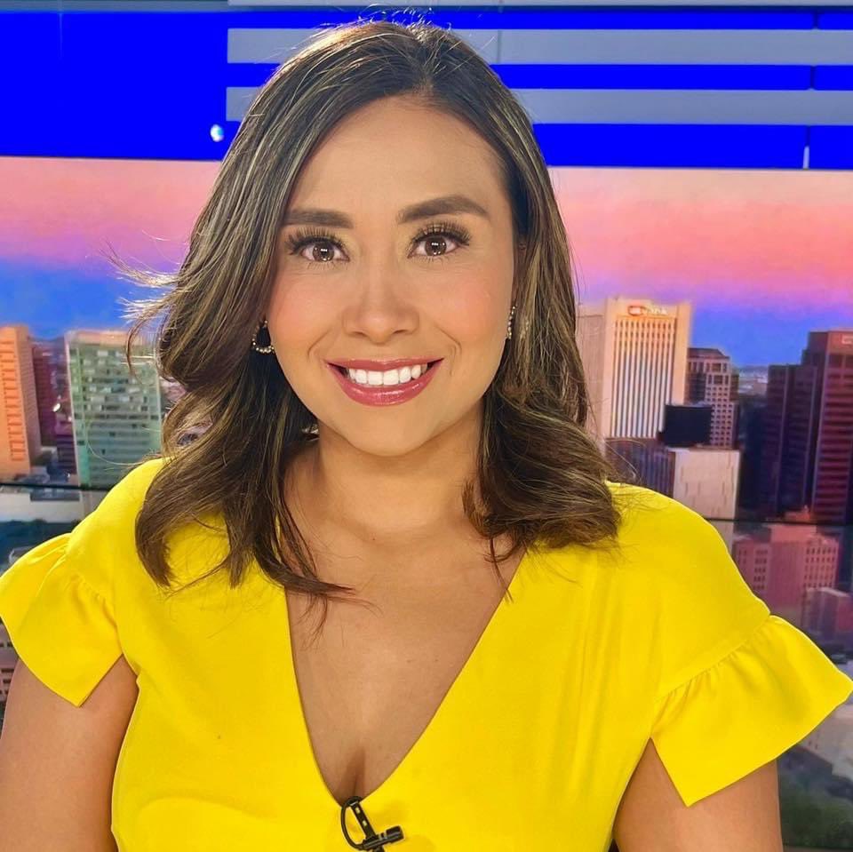 I need to do a better job of being active on Twitter. I’m mostly on FB &amp; IG: melissaaguilartv_ &amp; my personal website, linked in my bio. But anyway, HI FRIENDS! ⭐️ Happy Thursday! Nos vemos el sábado a las 5P y 10P. <a href="/TelemundoAZ/">Telemundo Arizona</a> Connect with me on other platforms. 💫