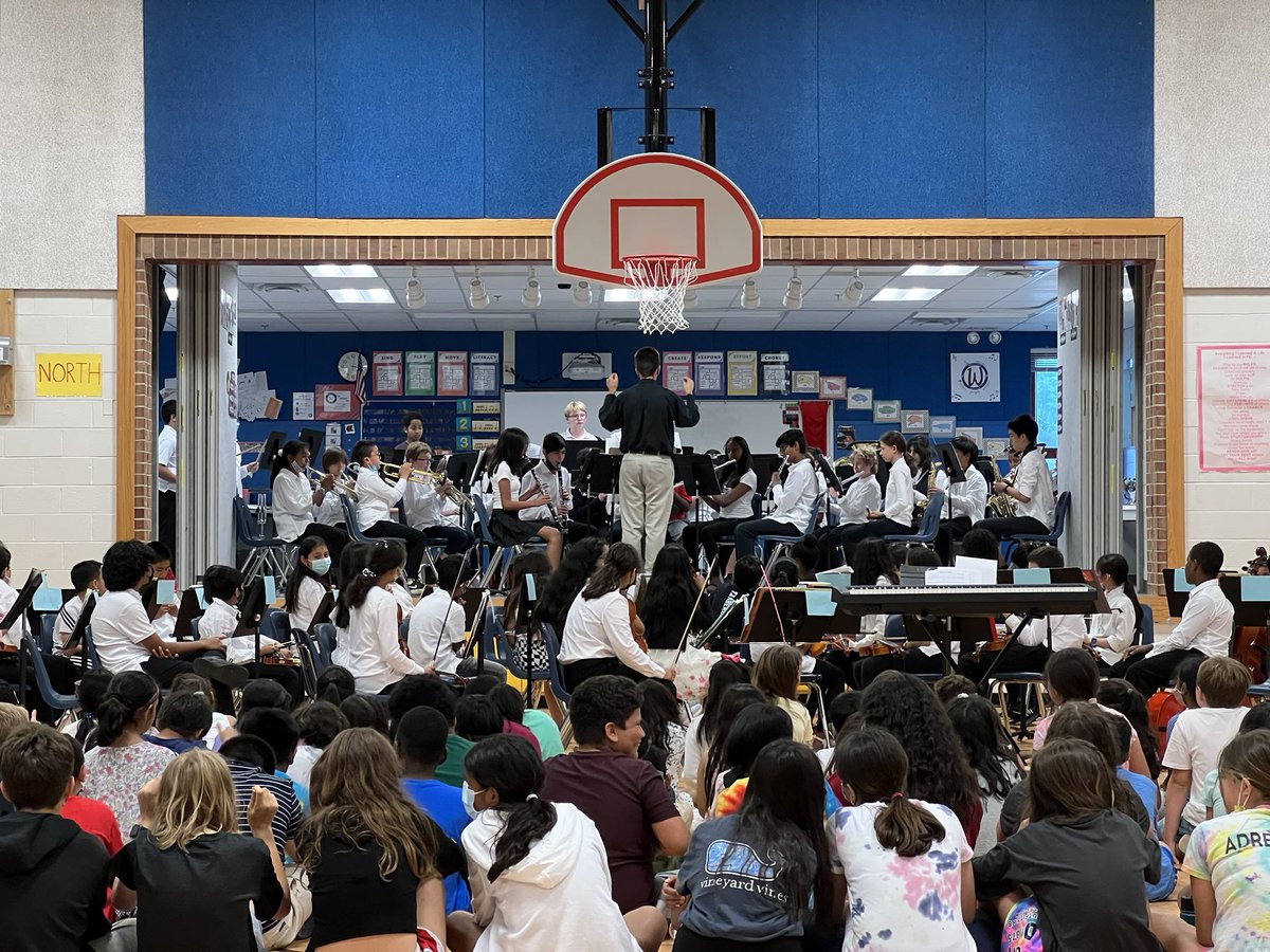 Bravo to all the Band and Strings students on a concert well done!!