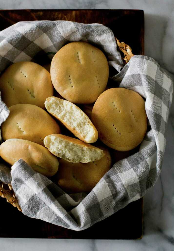 Enmicocinahoy's tweet photo. Mira 😍 Chilean Country Bread https://t.co/68pov8rh9B https://t.co/gLReR8uW8r