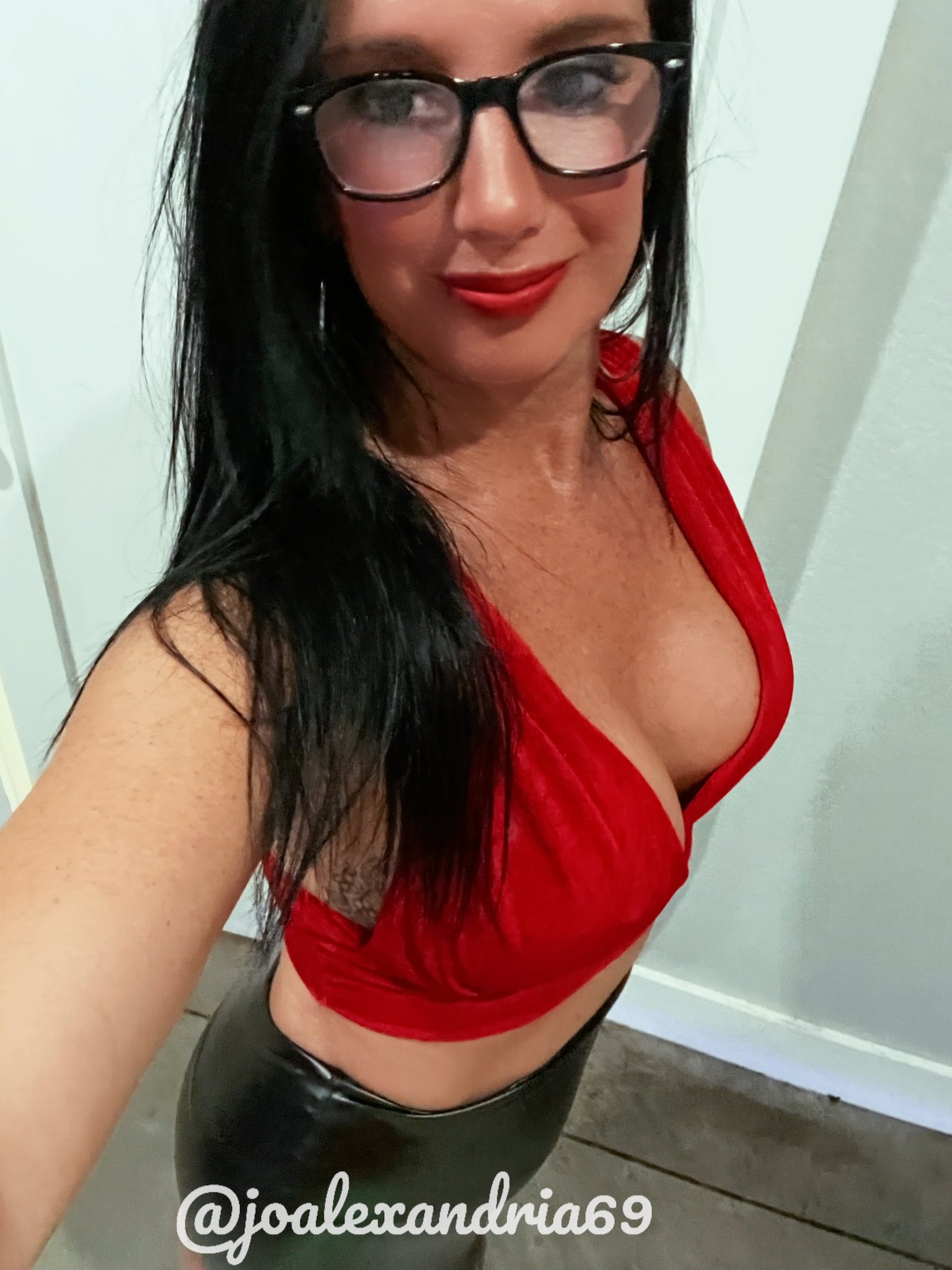 What Really Happens On Zoemarias Onlyfans? - uyqzx6v