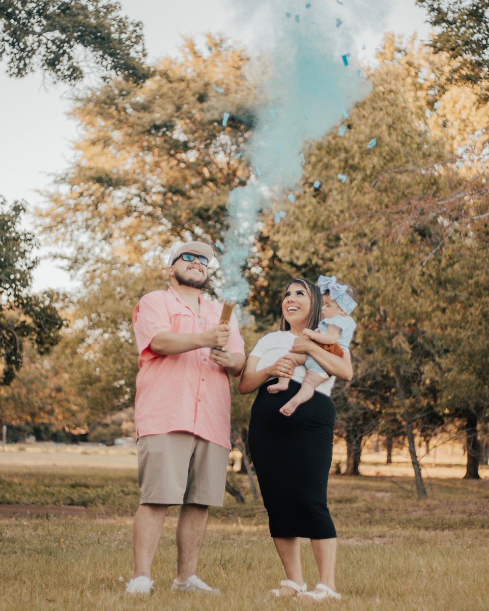 mjaayzee's tweet photo. We’re having a little cowboy! 🥺💙 https://t.co/TCEnN07cMs