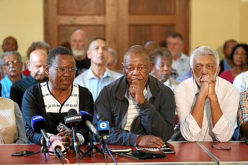 "Jacob Zuma has a property in Dubai, his neighbor is Robert Mugabe, Zuma has millions of cash in his premises that circulating in black bags he must charged of money laundering"

In reality who was doing that?