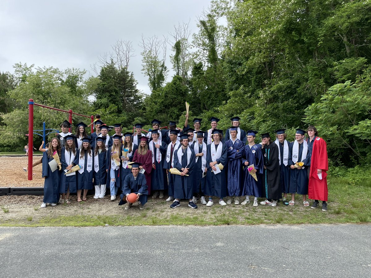 Cold Spring welcomed it’s graduating seniors back for a  visit today! Congratulations! We are so proud of you!