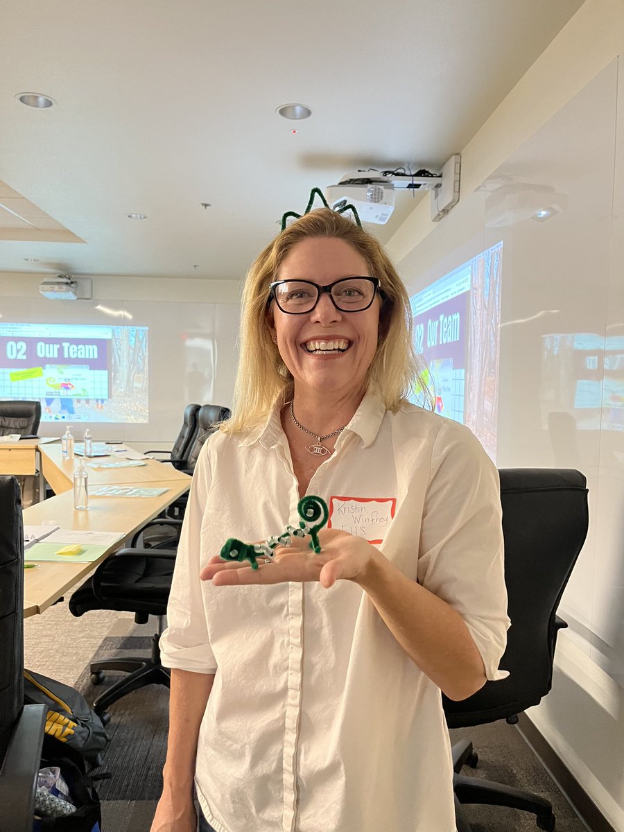 mrsgoteachnm's tweet photo. I work with THE best team @farmingtonms! Thank you @halliesmills and @WhentheBleep for the Beaded Chameleon activity! #RISETeam #HappySalmon https://t.co/RMGqsiu0Ku