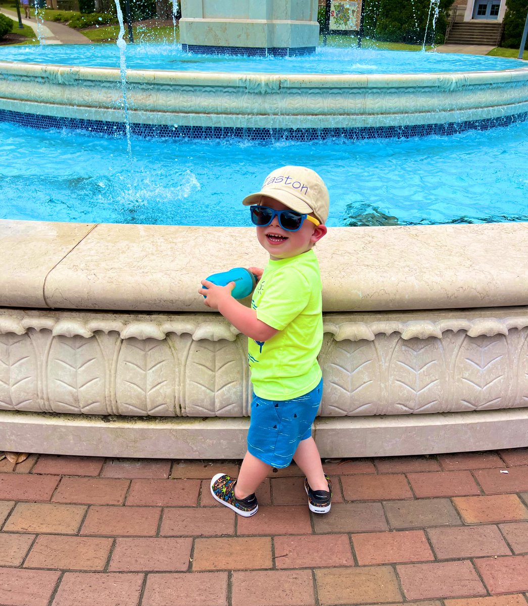MeganLDye's tweet photo. I love that this kiddo gets to grow up around this beautiful campus! He loves a good hat and pair of shades like his daddy 😎😂 https://t.co/6fdy14WTms