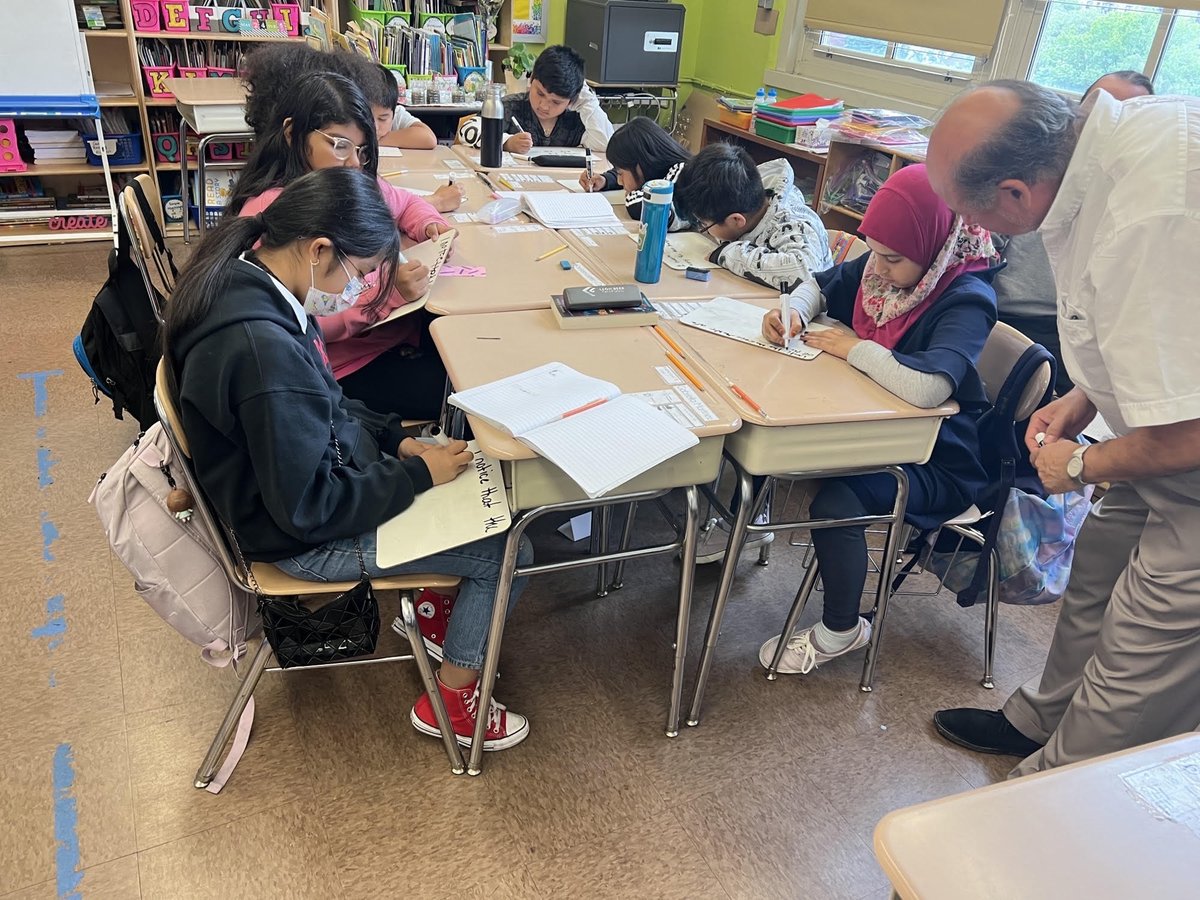 P.S./I.S. 192 tweet media