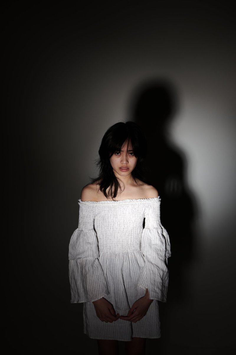 kt_designs_'s tweet photo. healing is always a process, something reflected in #GIDLE 's song hwaa. things can and will get better. 

Explre the full project here: https://t.co/IHPIDu31oq

#PhotoOfTheDay #photography #simplicity #GIDLE #Healing #storytelling #designer https://t.co/1H81mymNRY