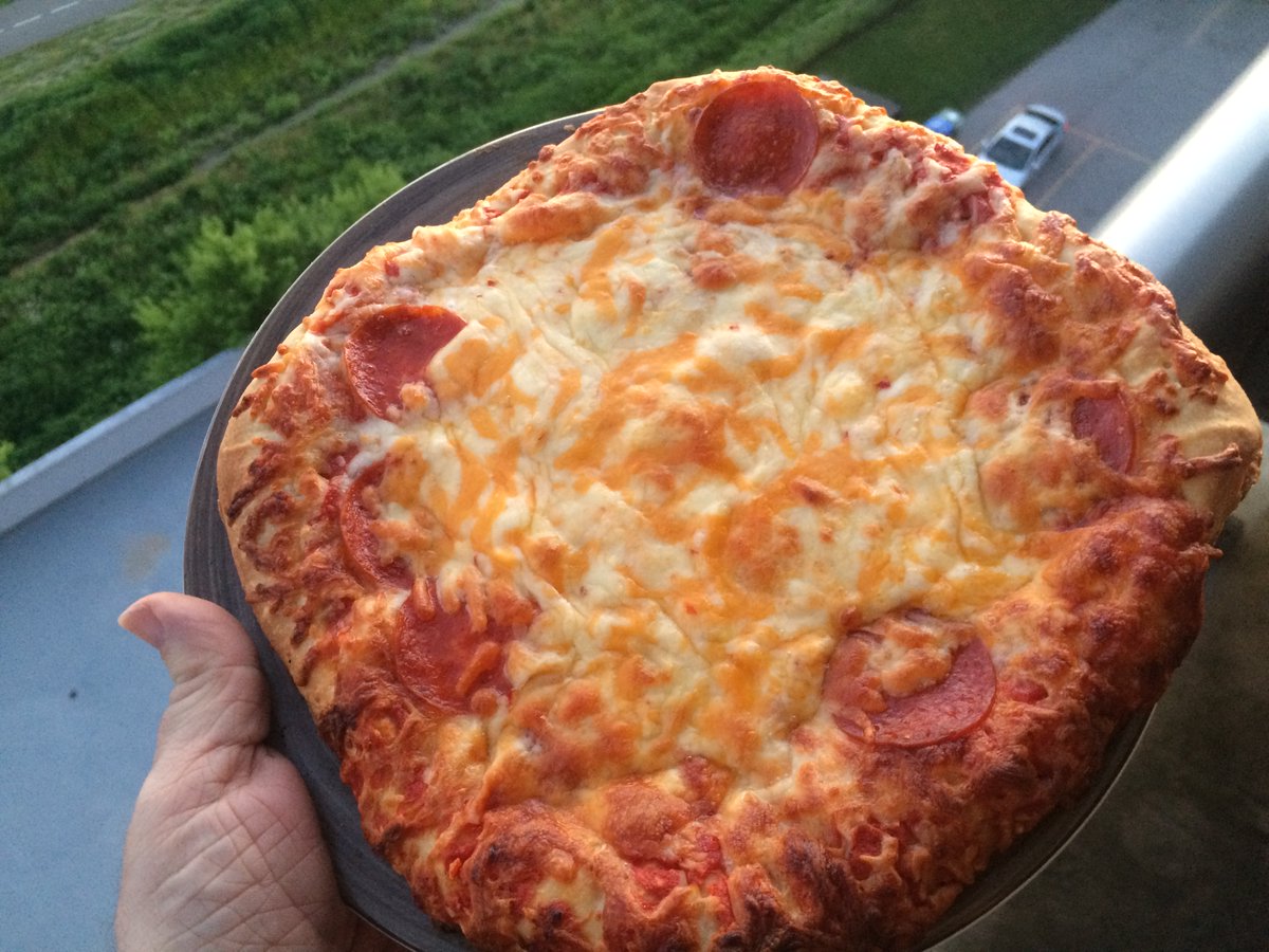 gordonmcameron's tweet photo. I love the smell of pizza in the evening. Smells like... election night. #PartyLikeAJournalist #OntarioElection2022 https://t.co/hiYDzYv640