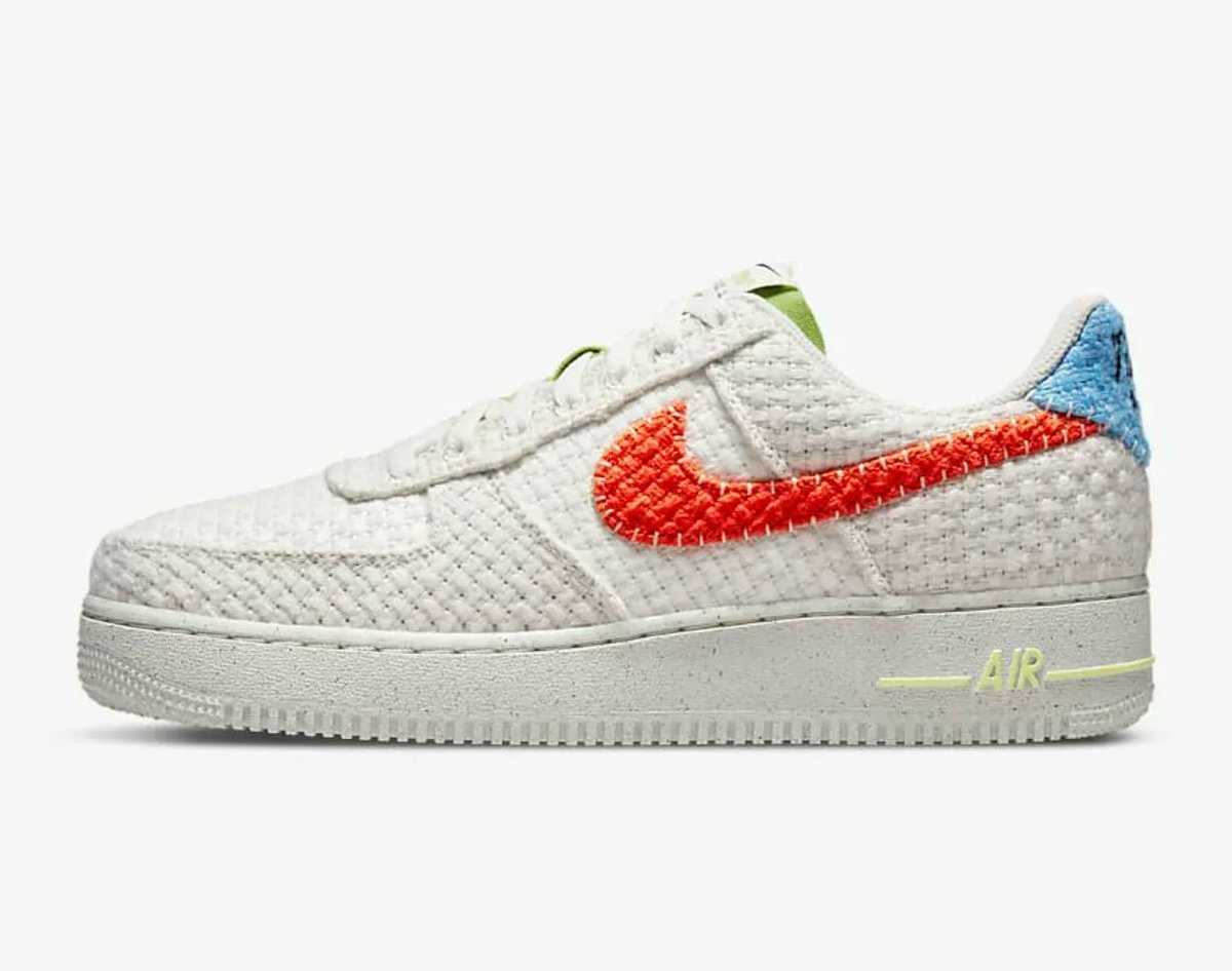 JustFreshKicks tweet media