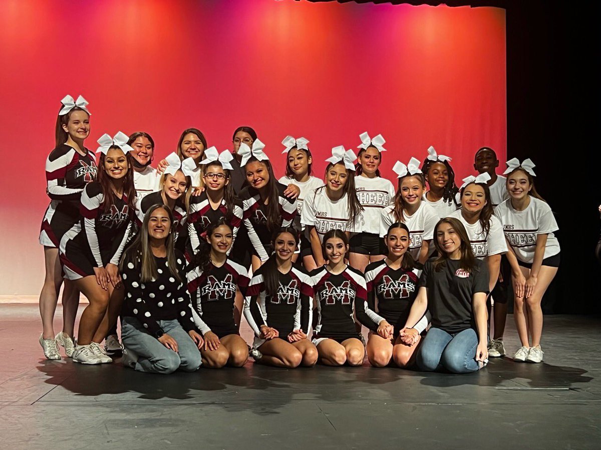 MarshallHSCheer's tweet photo. It has been a great year! Thank you for the wonderful memories. -Coach San Miguel https://t.co/SLBEKPrkai