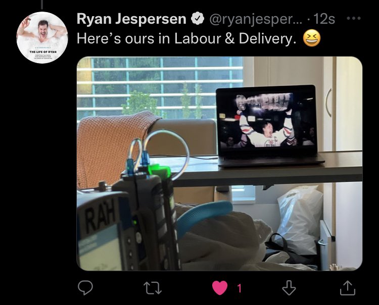 MavyGeorgia's tweet photo. Dedicated Oilers fans! #weddings #labouranddelivery #LetsGoOilers https://t.co/ML2MzAJYGp