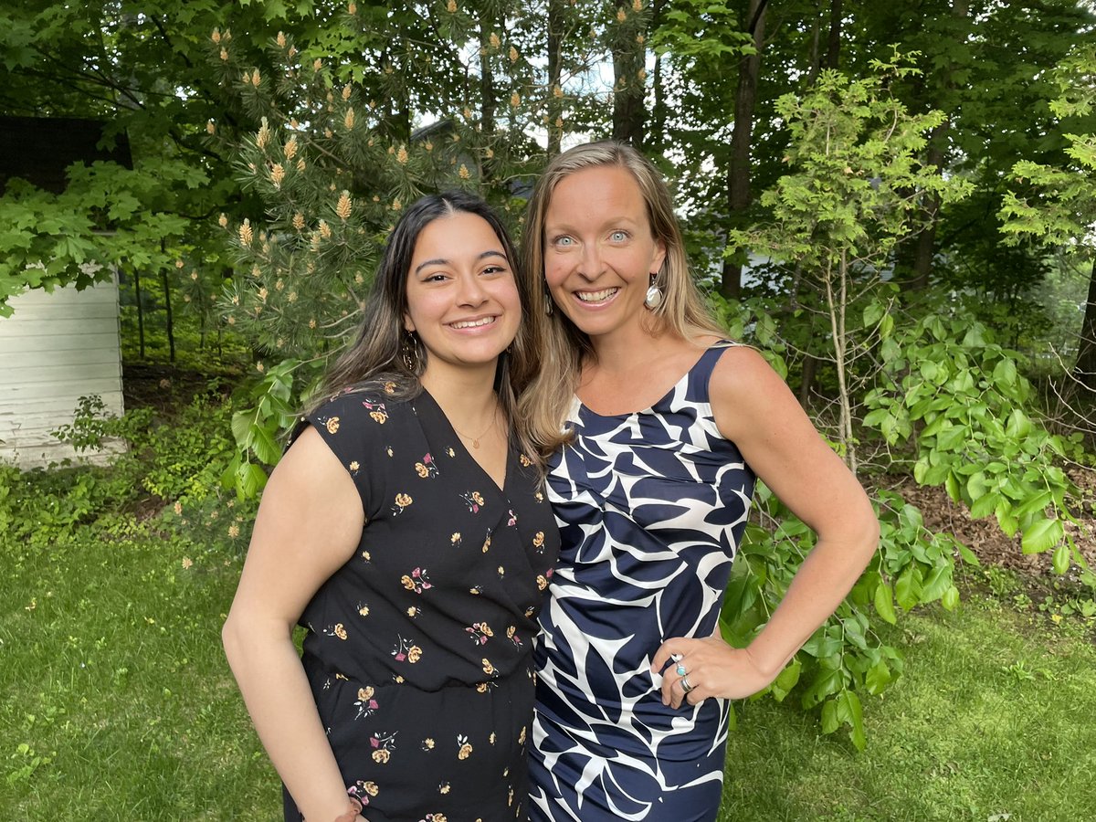 DrJRiddell's tweet photo. Oh my 💜. Tonight I hosted a reception for beloved thought partners - home for @UBishops convocation weekend! - to talk hope, delight, institutional change. Plus we celebrated their accomplishments, graduation&amp; upcoming adventures @STLHESAPES and Shakesperience. Hope-in-action https://t.co/tcWrRuIJOG