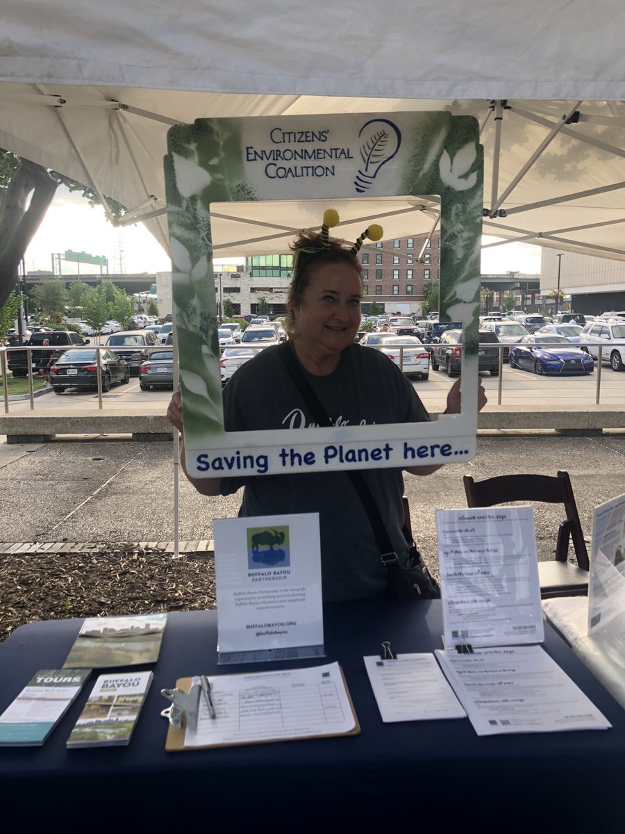 CEChouston's tweet photo. Some of our lovely member orgs from todays event. Thanks for coming out! @BlackwoodLand @CleanWaterTx @buffalobayou @EnerWisely @BikeHouston and all the other orgs that came out! https://t.co/vX5CzEOw9y