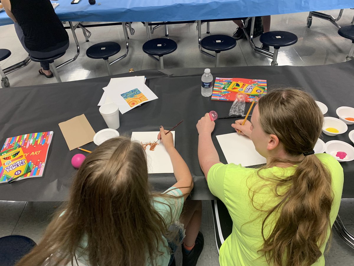 HeritageFRC's tweet photo. It was a great day to paint! https://t.co/zgTqlX00SX