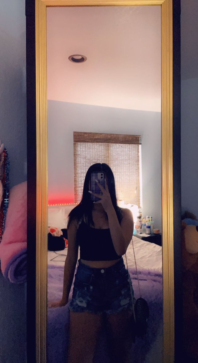 tiffanyxtaaa's tweet photo. https://t.co/nwB1sKnEui
