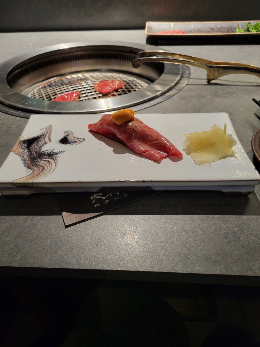 Yuu_gameyou's tweet photo. 美味しかったけども、なんていうの？あの居づらい、1人の客は来るなよっていう感じのイヤな空気感
行った店舗が悪かっただけ？1人客拒否の大将軍の店舗とかあるなら書いといてくれればいいのに
#焼肉ハウス大将軍
#味はそりゃ美味いけども https://t.co/tm4IHWdJGL