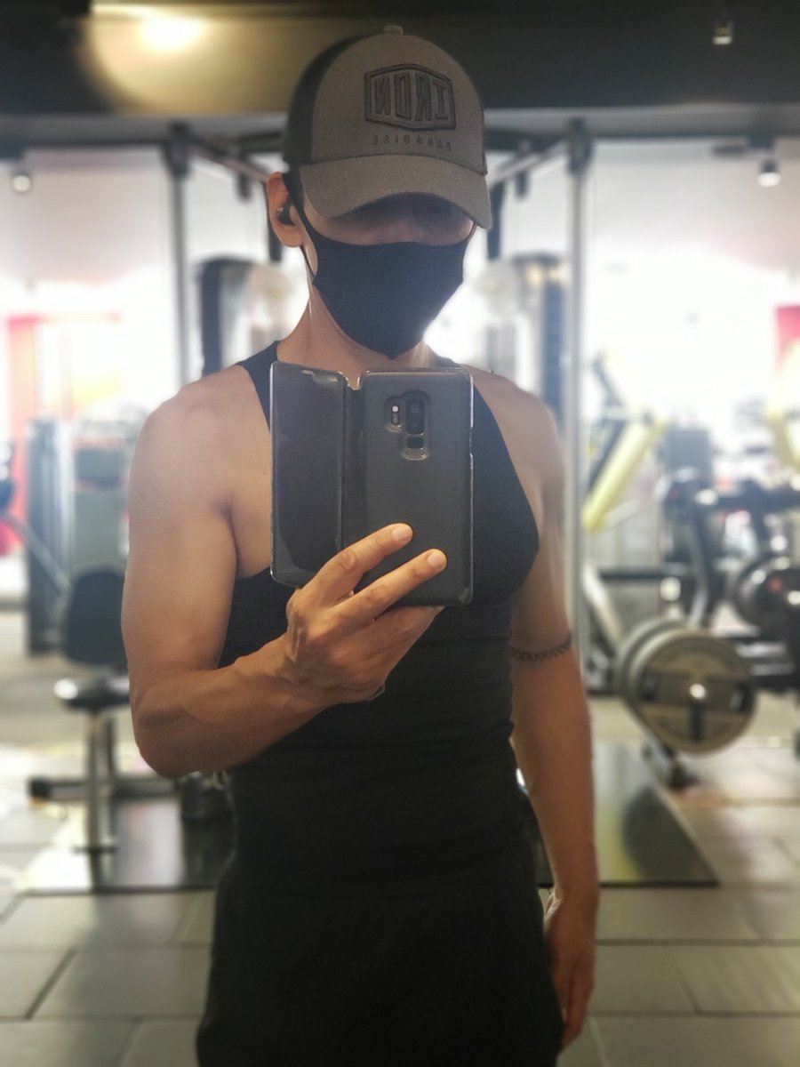 workout_holic17's tweet photo. 毎日が戦い
#筋トレ #トレーニング #フィットネス
#朝トレ #workout #workoutholic #morningworkout #training #fitness https://t.co/hp7N44S4wA