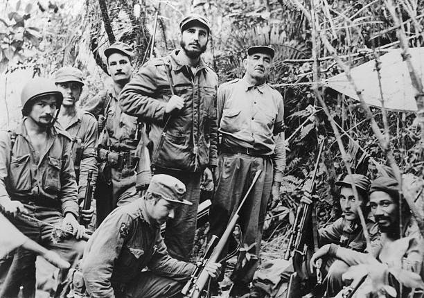 También participó en el fracasado ataque al Cuartel de Moncada, considerado como la gesta inicial de la Revolución cubana. Allí capturaron a ambos hermanos.
#RaulEsRaul
<a href="/ApuCubacoopera/">Cubacoopera_apu</a>
<a href="/CaliloGarcia/">CDI Calilo García García</a>
<a href="/cubacooperaven/">Misión Médica Cubana en Venezuela</a>
#CubaCoopera