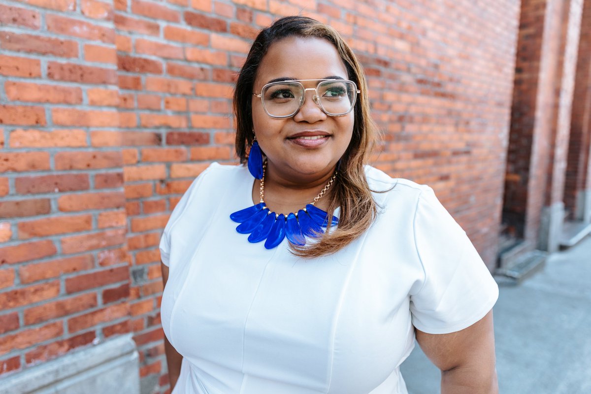 consultbluej's tweet photo. Dear Charmaigne,

I am writing you today to encourage you in this work! 🤗 To promise you the days will get better! 👍🏽 To keep going!👏🏽 God sees your needs and is faithful to provide them! 🙌🏽...that you will be a testimony for others! 💯...You got this girl! 😊

Love,
Charmaigne https://t.co/FfSMSKX4Tv