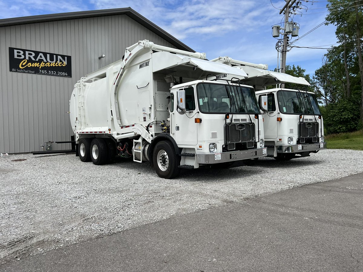 BraunCompanies's tweet photo. It was an ACX kinda day… Two in for #Telma installs and two more delivered for #Hendrickson lift axle installs. Thanks  #CityofNorthport  Thanks #BestEquipment   #Autocar #AlwaysUp #FrictionlessBraking  #ACX #ComposiliteEXS #BraunCompanies #HagerstownIndiana https://t.co/VrwVcrNzpX