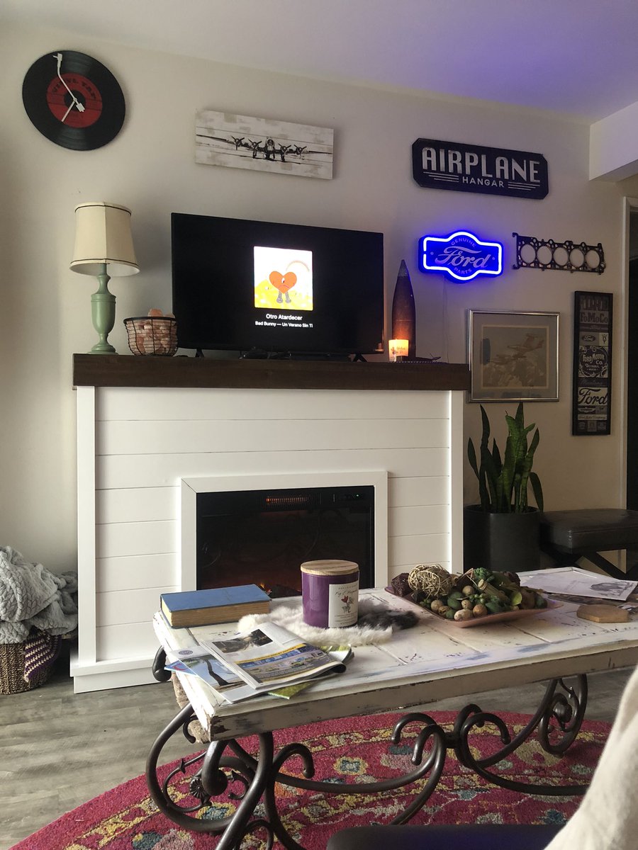 PlantColby's tweet photo. Wish you guys could see this through my eyes #firstcondo #proud https://t.co/zn7NlrbzBR