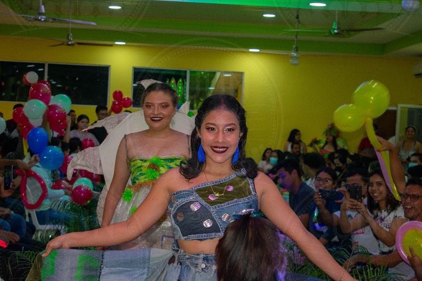 cuununan's tweet photo. Pasarela de trajes elaborados con materiales reciclables.
Recicla Fashions 2022.
#CUUN1914 https://t.co/hpWgxQB8Wv
