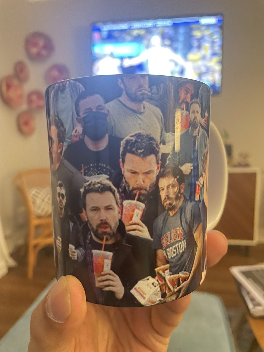 Broke out the Ben Affleck mug for the 2nd Period, good choice. #NBAFinals #Celtics #BenAffleck #dunks