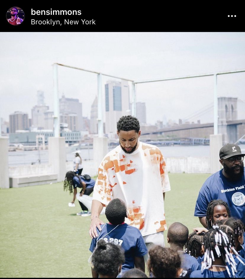 ChrisMilholen's tweet image. Ben Simmons was apart of the Stockton Community School’s field day in Brooklyn.