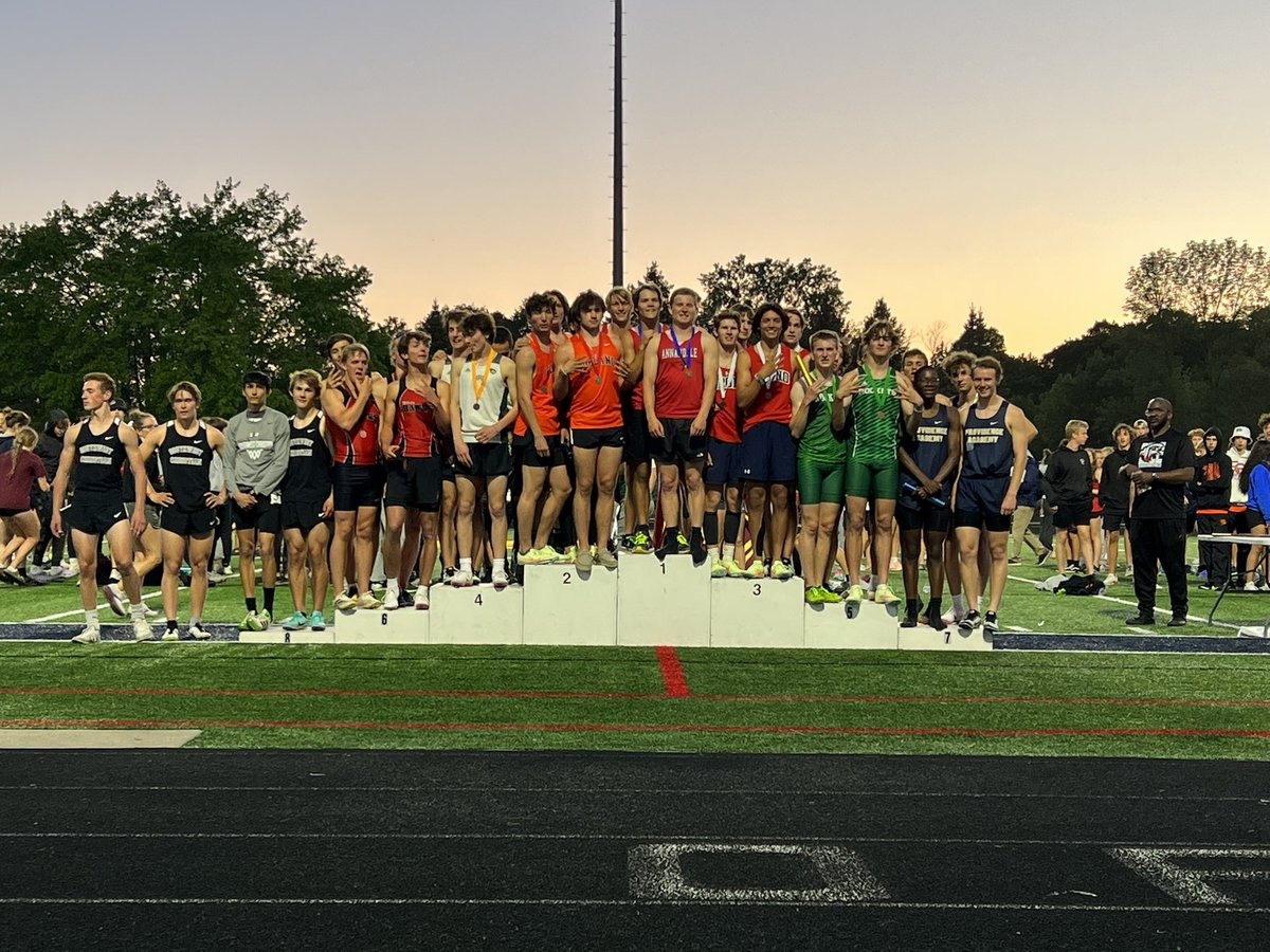 Tickets punched! Boys 4x400 1st place finish!