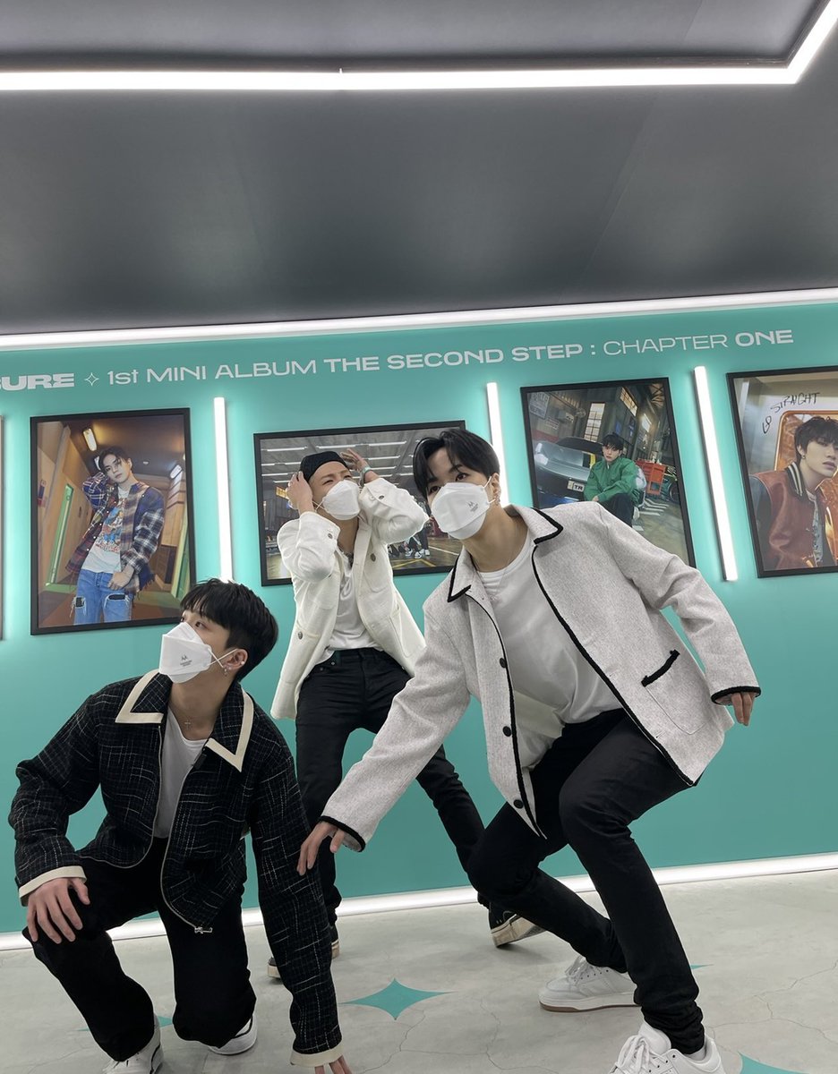 ASAHlHAMADAA's tweet photo. A great rendezvous for Treasure and Treasure Makers, Pop-Up site filled with us, (and obviously our love). https://t.co/FBsyJOwofF