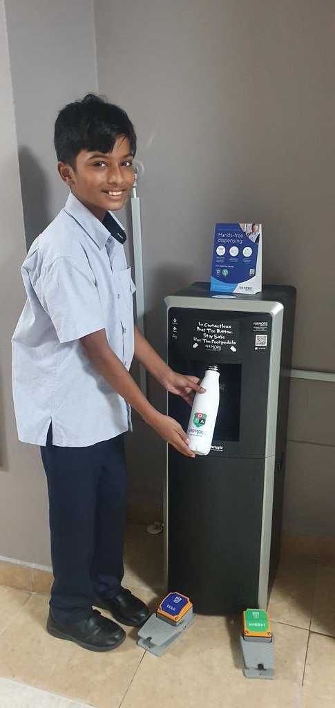Delighted to have our <a href="/NoMoreBottleUAE/">NoMoreBottlesUAE</a> water dispenser installed thanks to Shaurya's award winning water saving solution! #ReduceReuseRecycle @WaterallianceAE #DIAsustainability #DIAinnovates #DreamInspireAchieve