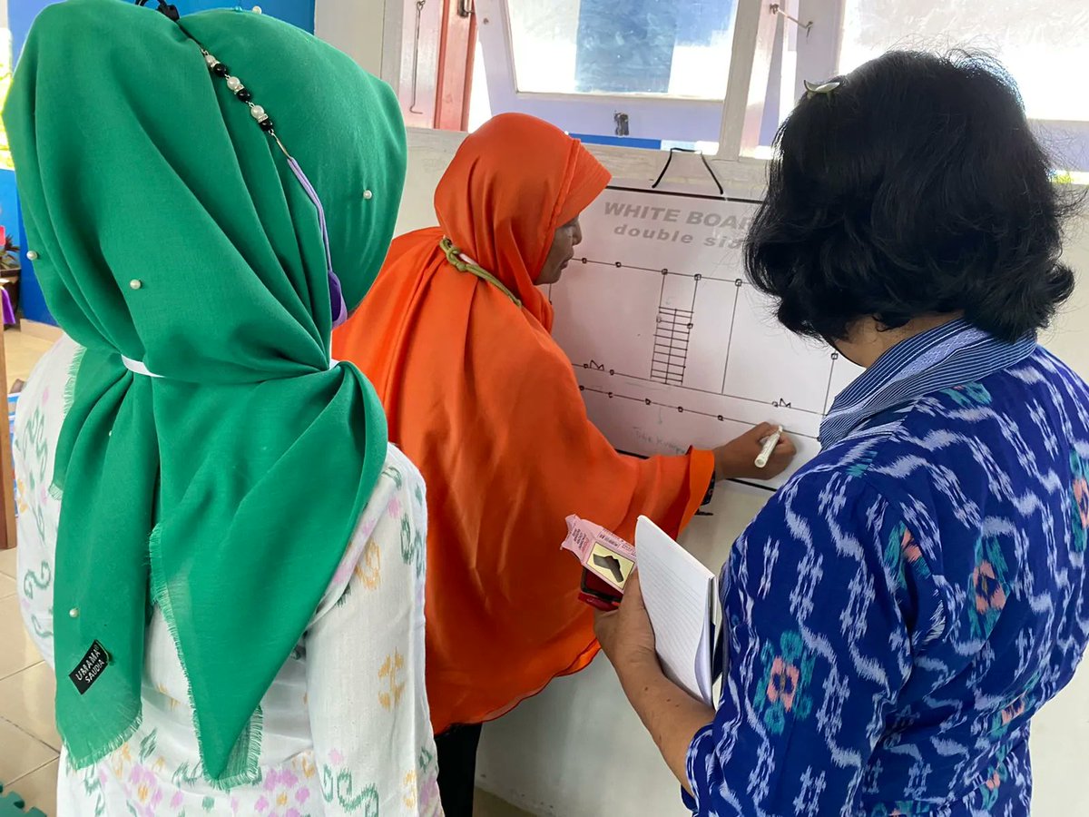 A workshop on evacuation and disaster preparedness was carried out with 30 Principals of schools that were affected by the 2018 Sulawesi earthquake and tsunami in Palu, Indonesia.
Resilient School Hubs Project: https://t.co/WIBFIeexLc https://t.co/SAwVZYxjxx